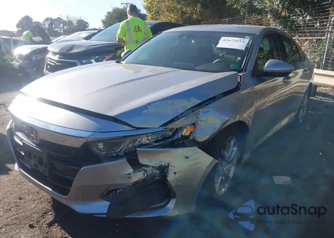 2018 Honda Accord Lx z USA, uszkodzony, nr VIN 1HGCV1F19JA108439
